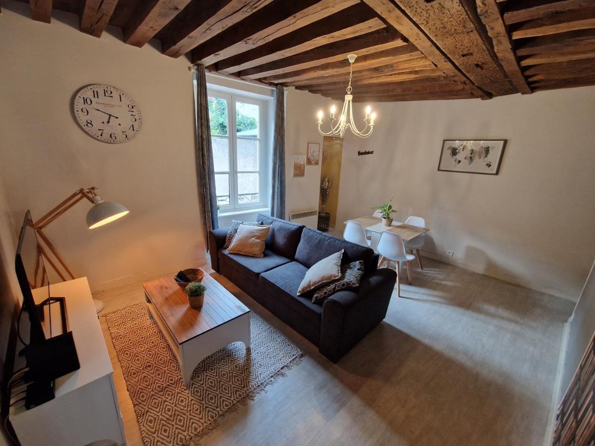 Le Saint Jean Et Son Parking Privee Apartment Blois Ngoại thất bức ảnh