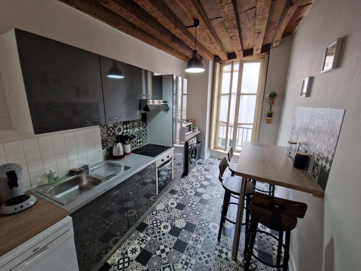Le Saint Jean Et Son Parking Privee Apartment Blois Ngoại thất bức ảnh