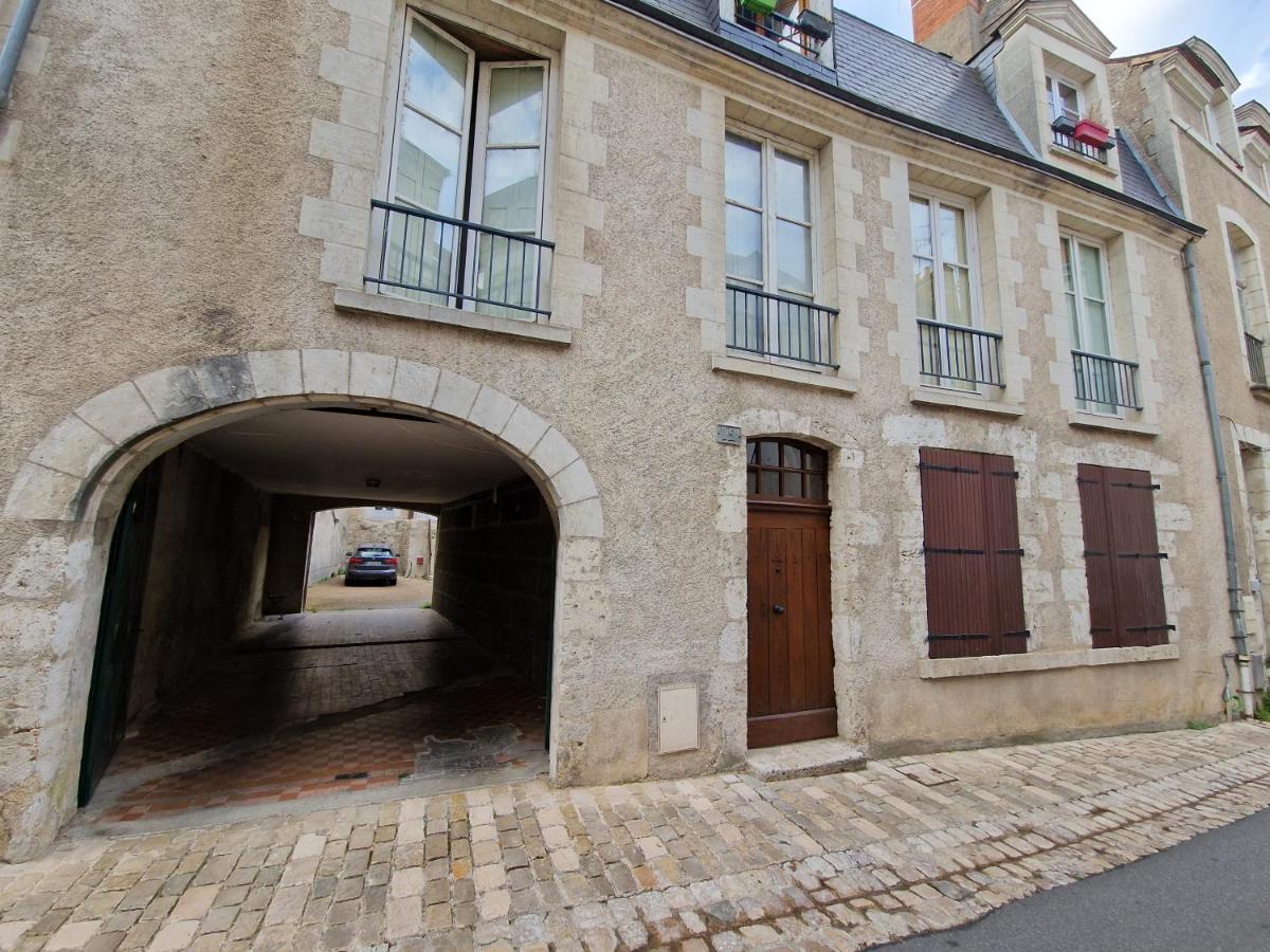 Le Saint Jean Et Son Parking Privee Apartment Blois Ngoại thất bức ảnh