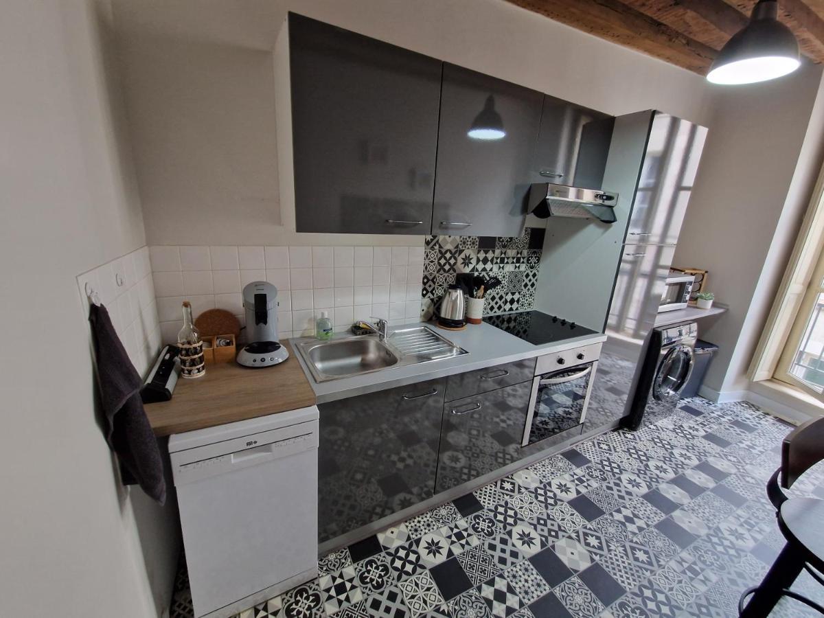Le Saint Jean Et Son Parking Privee Apartment Blois Ngoại thất bức ảnh